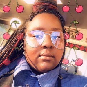 Meet your Posher, Akilah